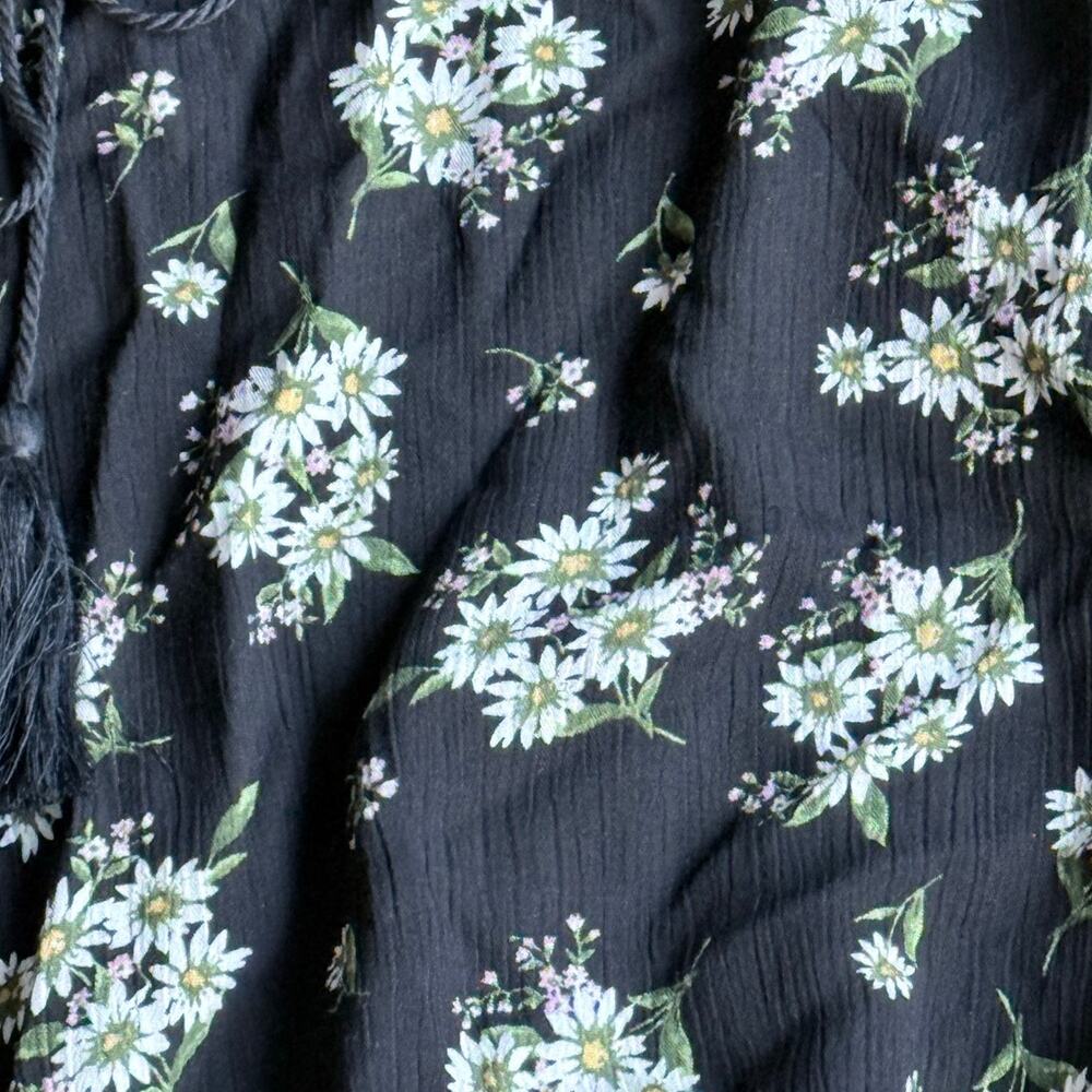 Womens Plus Size Blouse Tassel Tie Neck Lanter Sleeve Daisy print Size 2XL - Picture 7 of 14